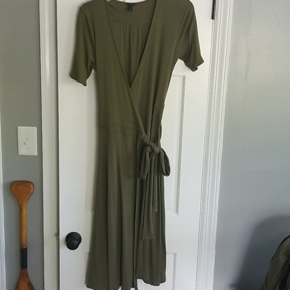 J crew mid length wrap dress size small
